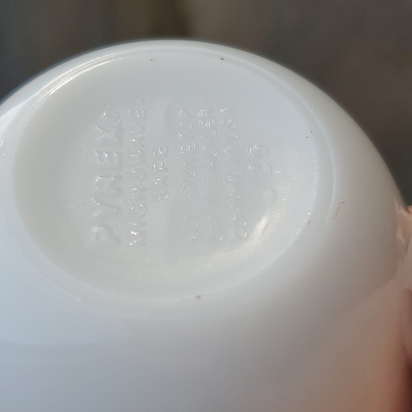 Pyrex Butterfly Gold Teacups Coffee Cups Set of 4 - Picture 5 of 7